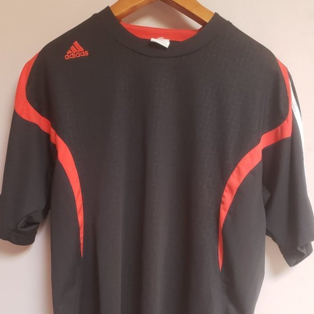 Men's Adidas Tee-Shirt - New - Size Large
